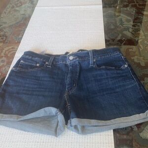 Women's Levi Strauss & Co Mid Length Shorts Size 33